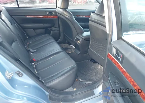 2010 Subaru Legacy 3.6R Limited z USA, uszkodzony, nr VIN 4S3BMDL64A2230893